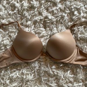 Victoria Secret Bombshell Bra 34A Nude